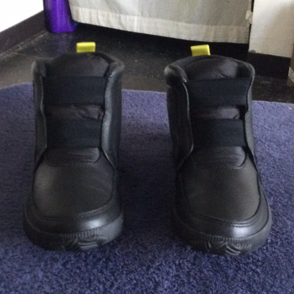 Kids Black High-Top Slip-On Sneakers